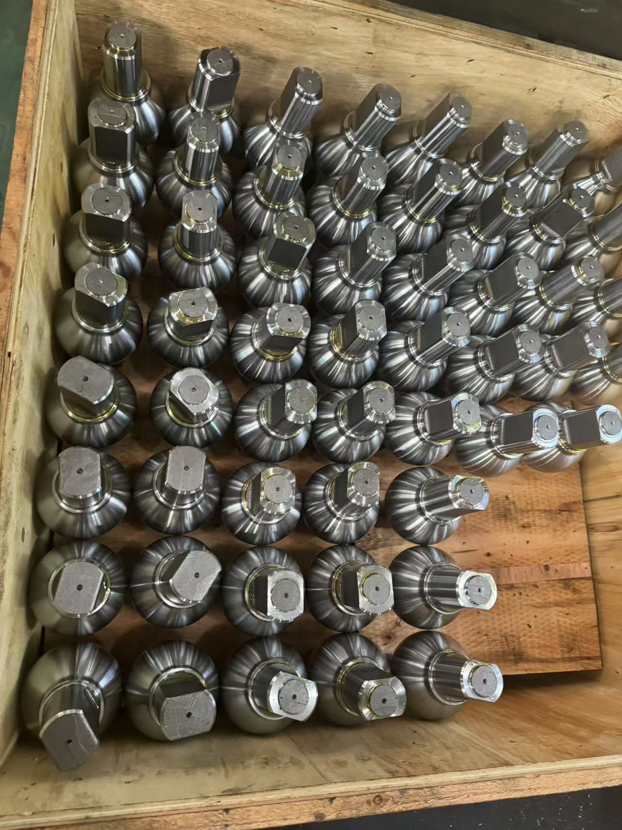 Apakah kegunaan memalsukan peralatan pemanasan akhbar untuk memalsukan pemalsuan paip paip?